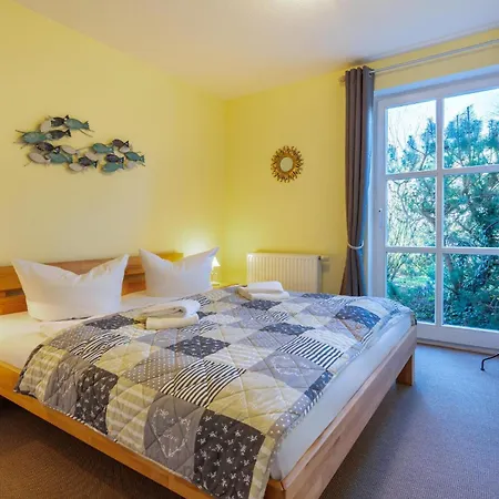 Holiday home Geschmackvoll Ausgestattete Whg. Mit Terrasse & Wlan Kuehlungsborn